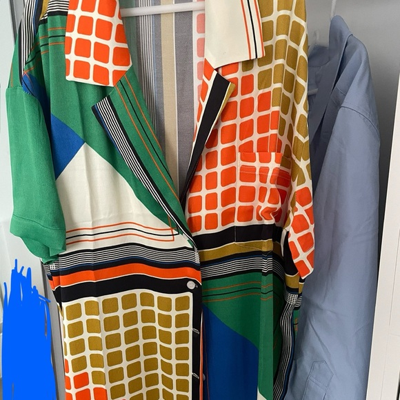 Colorful Geometric Patterned Blazer - Picture 3 of 6